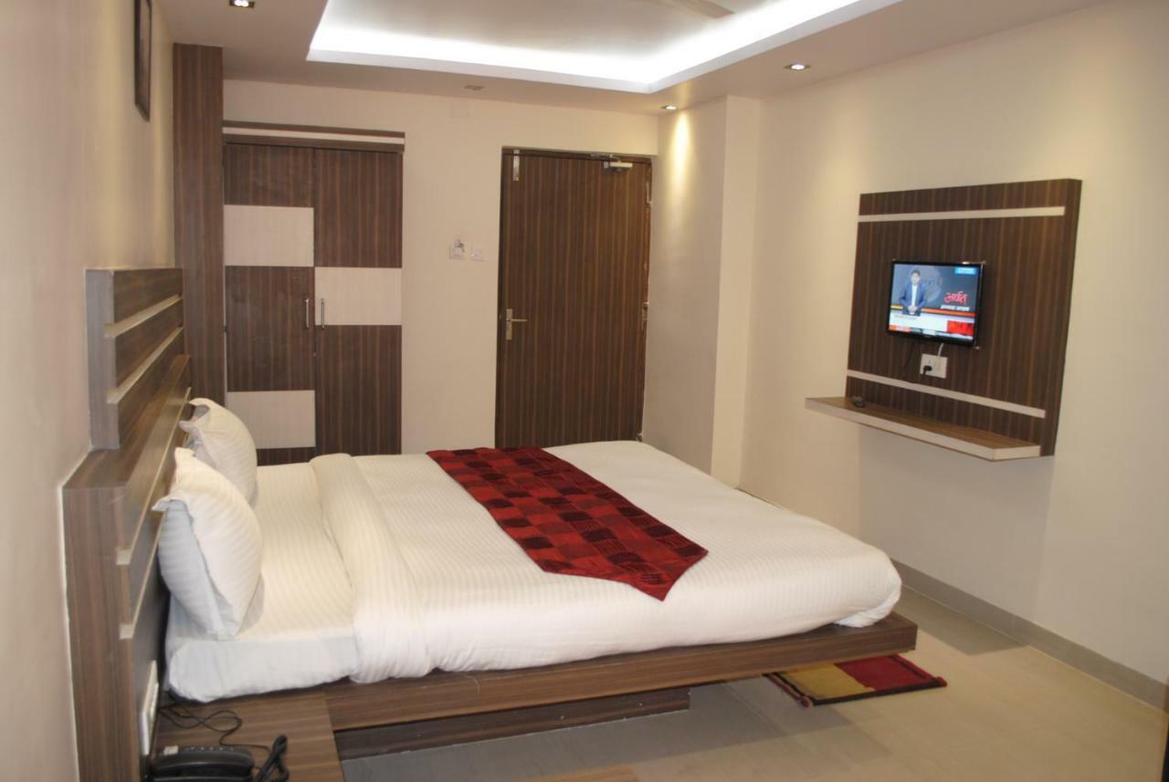 Hotel Saraswati Inn Aurangabad  Exterior photo
